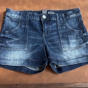 Kut from the Kloth Women's Dark Wash Denim Shorts